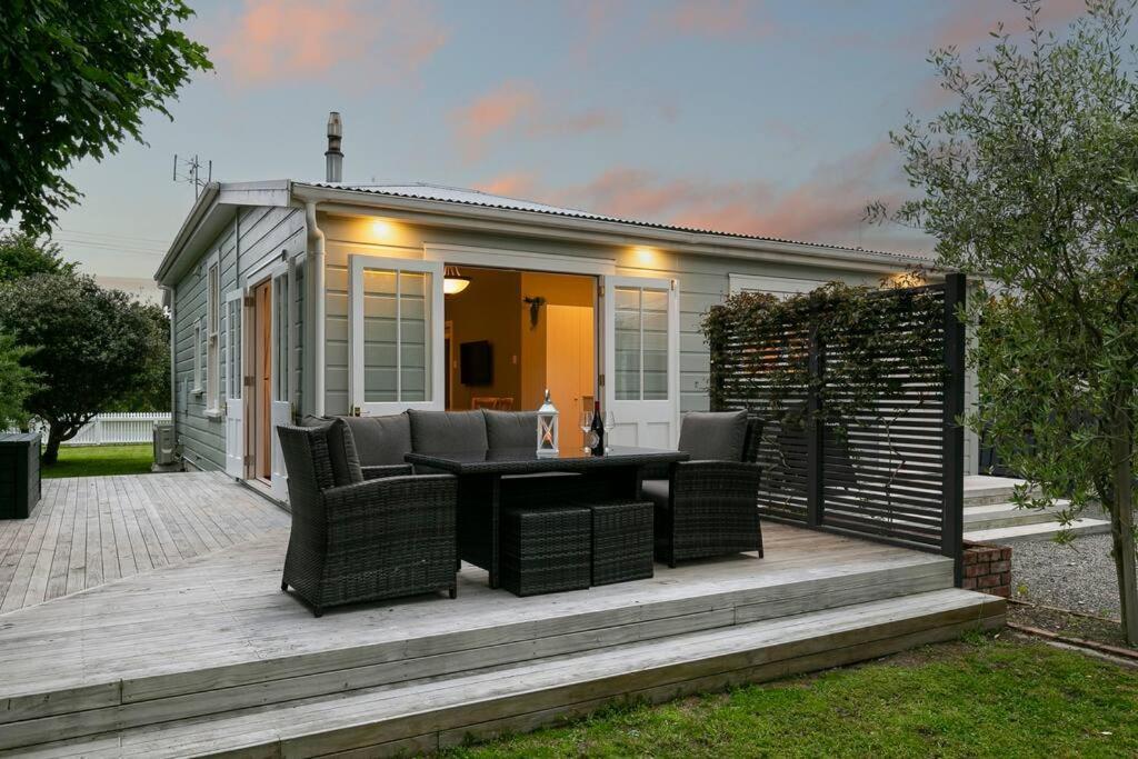 Historic Charm In Greytown - Cosy Kowhai Cottage Ngoại thất bức ảnh